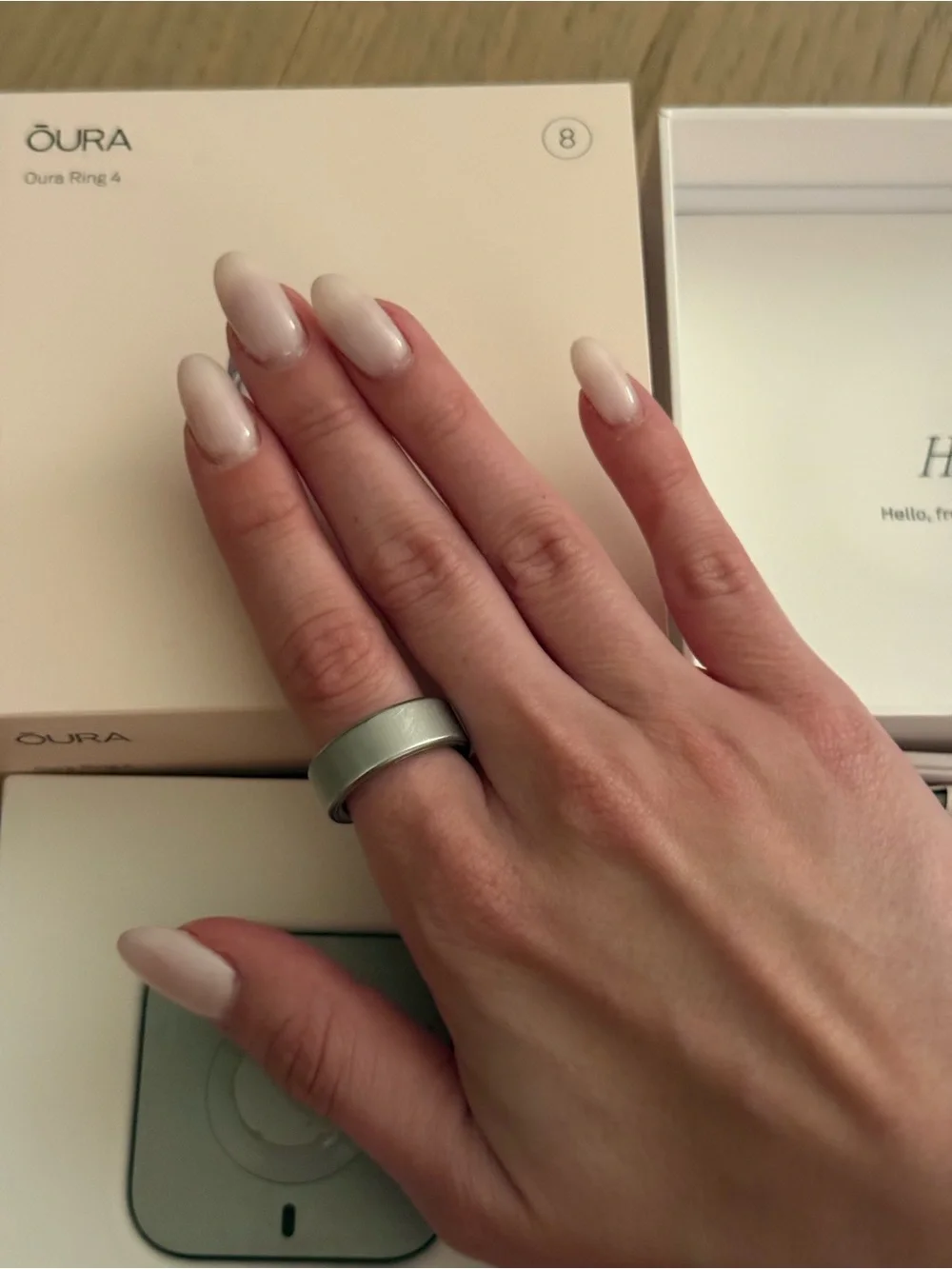 Oura Ring — Silver Metallic Health & Sleep Tracker
